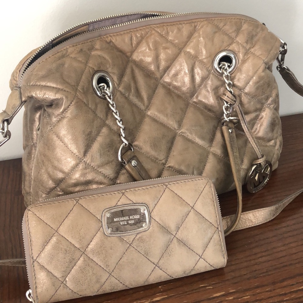 Michael Kors purse and wallet set - Picture 2 of 4